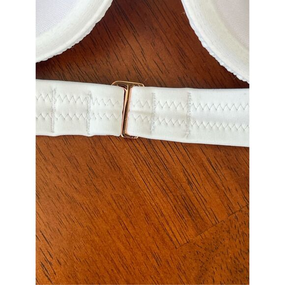 NWT Shade & Shore white halter bikini top Size 36 B - Picture 2 of 5